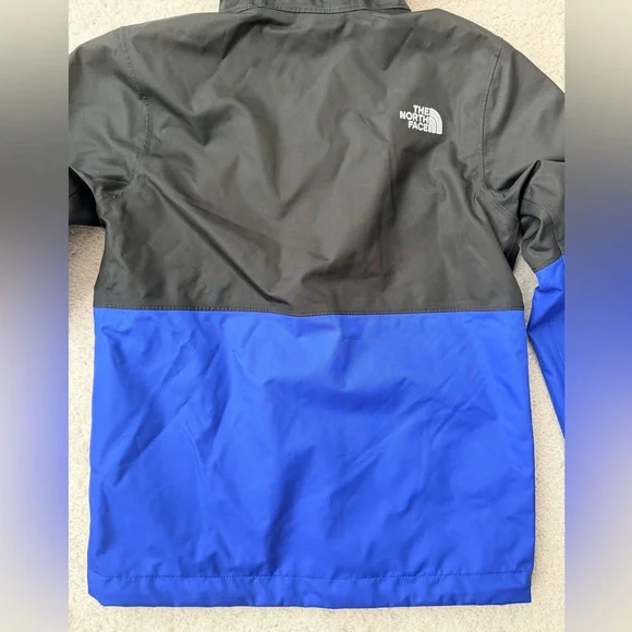 The North Face Youth Outer Shell Dryvent Jacket - Picture 11 of 13